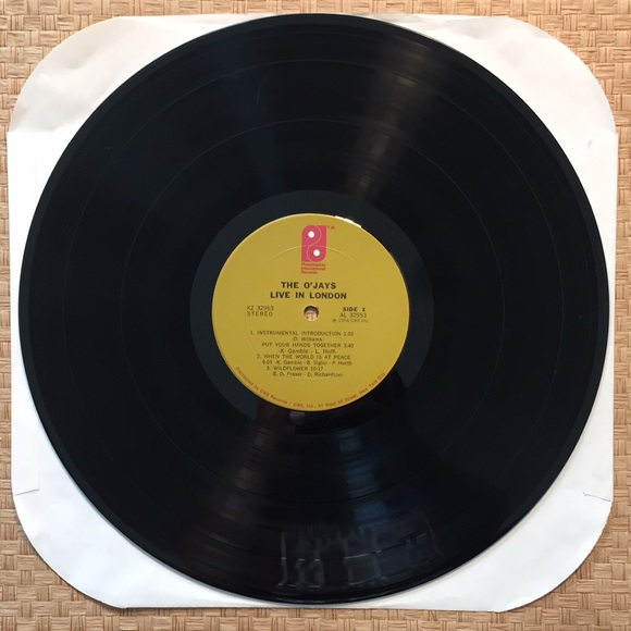 The O'Jays - “Live In London” Vinyl LP - Picture 3 of 5